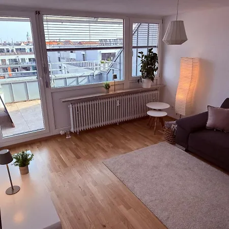 Penthouse Above - 2 Rooftop Terraces - East&west Fürth