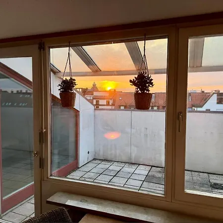 Penthouse Above - 2 Rooftop Terraces - East & West * Fürth