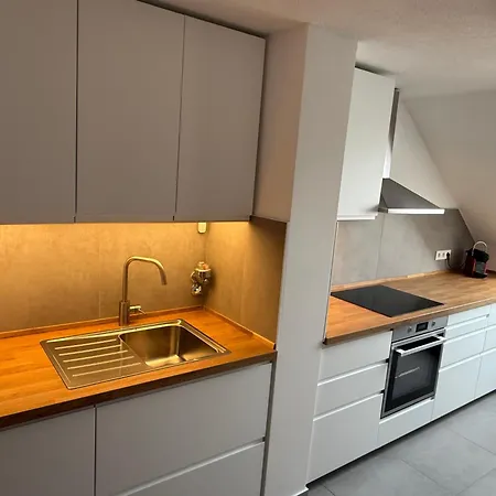 Appartement Penthouse Above - 2 Rooftop Terraces - East & West *